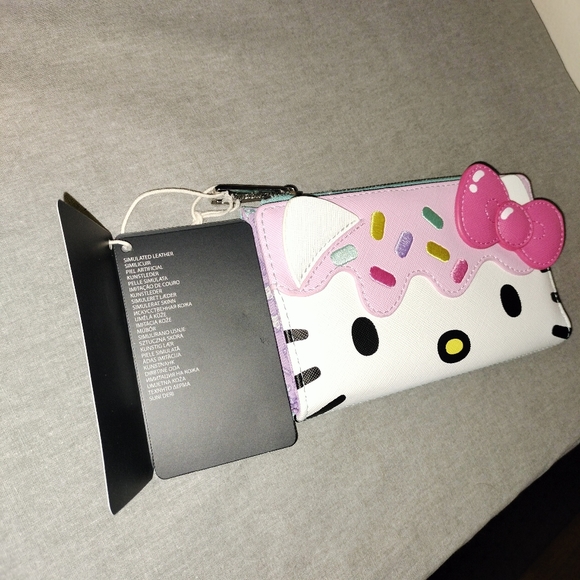 Loungefly hello kitty wallet sanrio - Picture 6 of 6